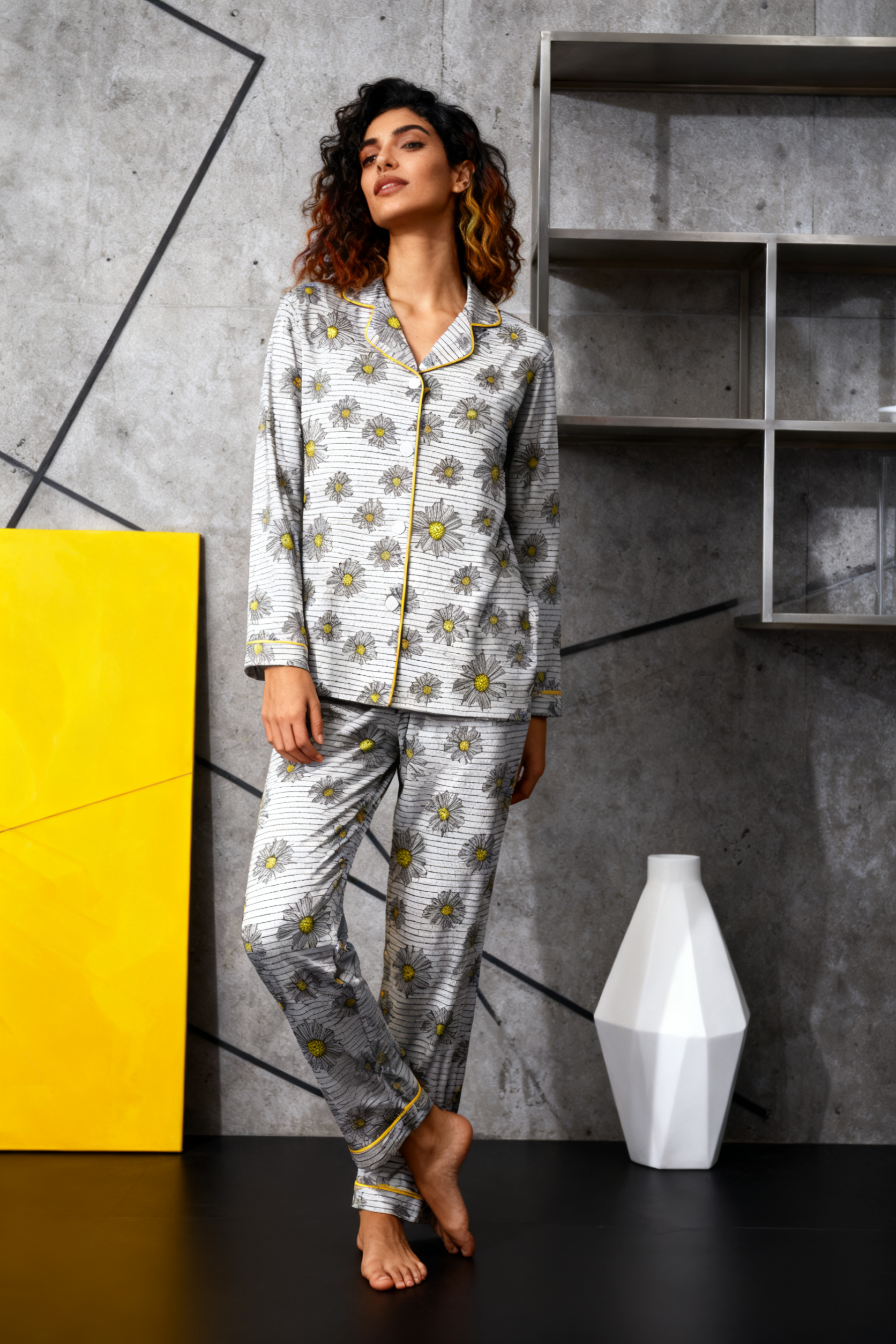 Simple Gray Daisy Dream Pajamas - My Store